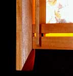 con sho sconce bottom corner detail